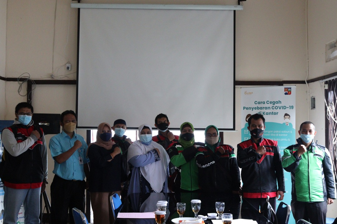 ENDAH PURWANTI BANTU MEDIASI PENGEMUDI OJOL KOTA BOGOR ENDAH PURWANTI BANTU MEDIASI PENGEMUDI OJOL KOTA BOGOR