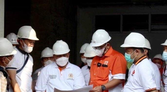 KINERJA 2,5 TAHUN FRAKSI PKS : TERDEPAN BERJUANG UNTUK RAKYAT KINERJA 2,5 TAHUN FRAKSI PKS : TERDEPAN BERJUANG UNTUK RAKYAT