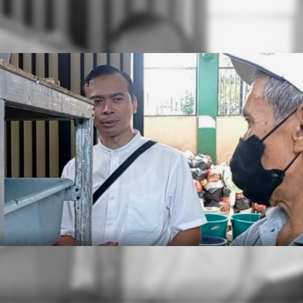 Mardiyanto Sebut Budidaya Magot Solusi Atasi Sampah