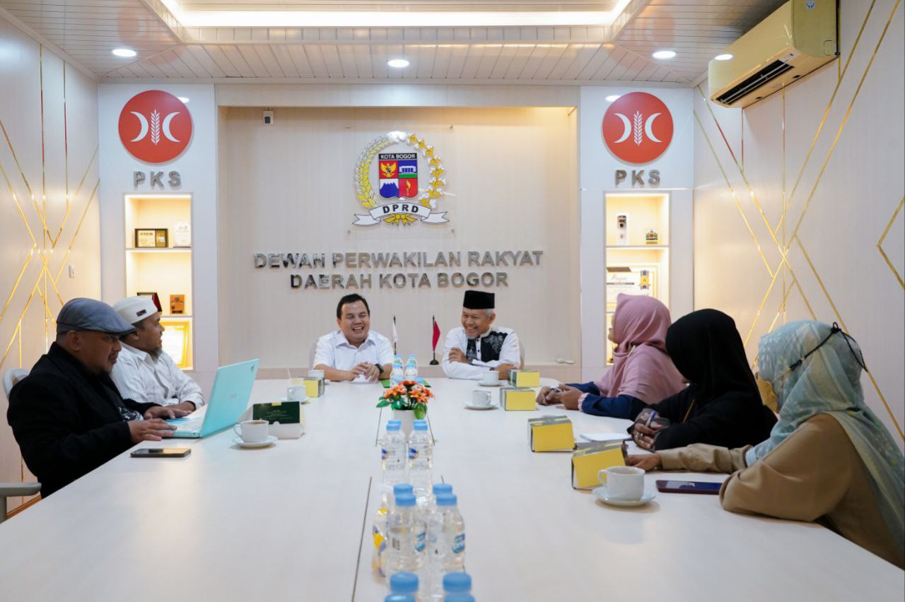 Ketua DPRD Kota Bogor Sambut Audiensi Bakomubin, Dorong Kolaborasi Spiritual dan Ekonomi Umat