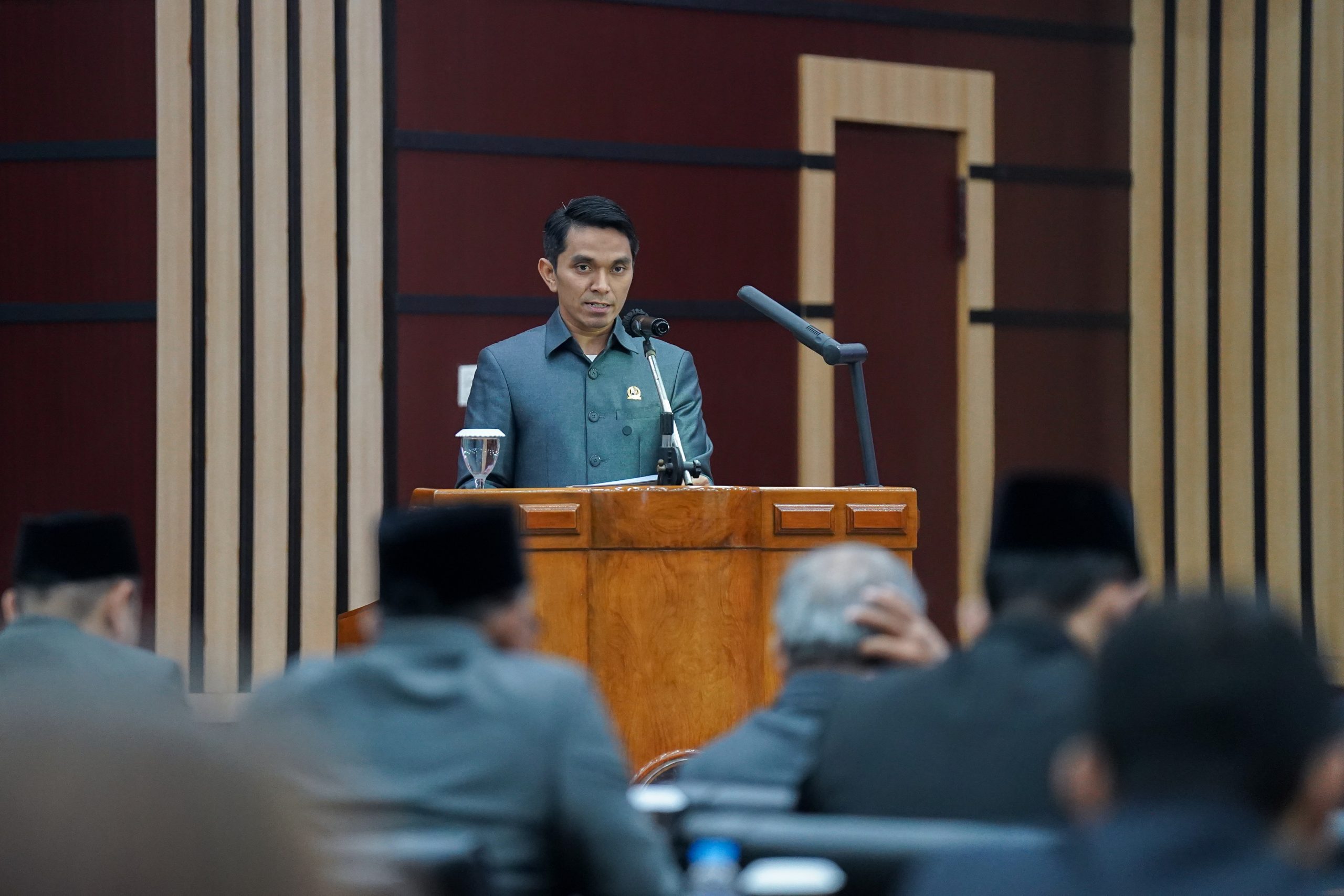 Rozi Putra, Wakil Ketua Pansus RPJMD: DPRD Kota Bogor Soroti Prioritas Pelayanan Dasar dalam RPJMD 2025–2029 Rozi Putra, Wakil Ketua Pansus RPJMD: DPRD Kota Bogor Soroti Prioritas Pelayanan Dasar dalam RPJMD 2025–2029