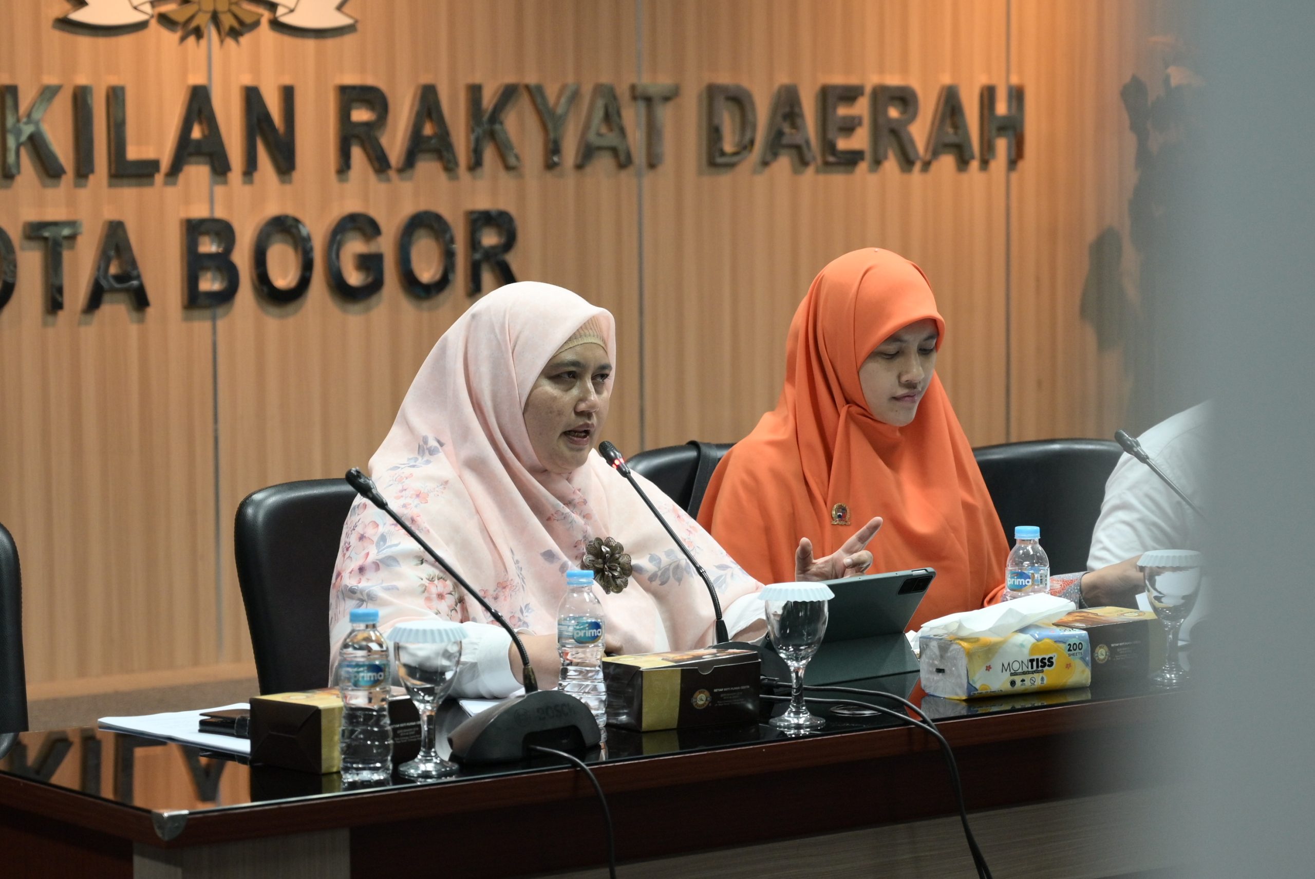 Endah Purwanti: DPRD Pastikan Kebutuhan Guru dan Beasiswa Anak Kurang Mampu Terpenuhi Endah Purwanti: DPRD Pastikan Kebutuhan Guru dan Beasiswa Anak Kurang Mampu Terpenuhi