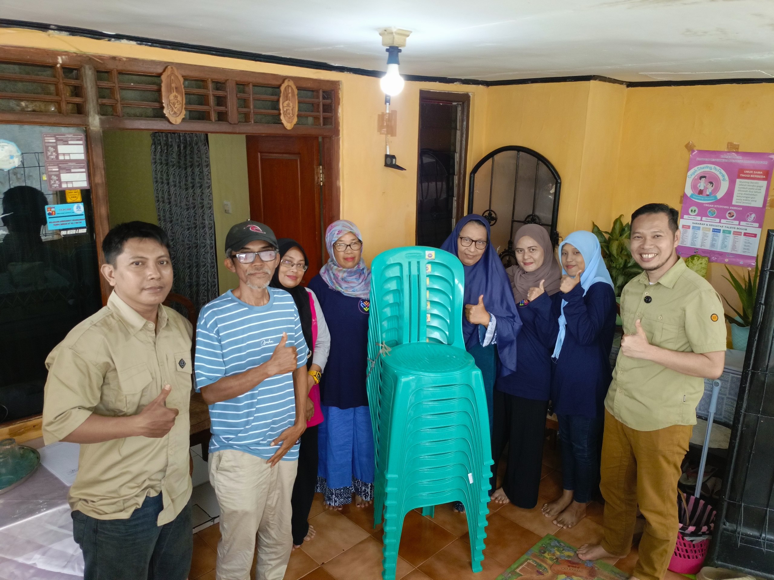 Terima Aspirasi Kader Posyandu,  Dedi Mulyono Kunjungi dan Beri Bantuan Posyandu RW 03 Empang
