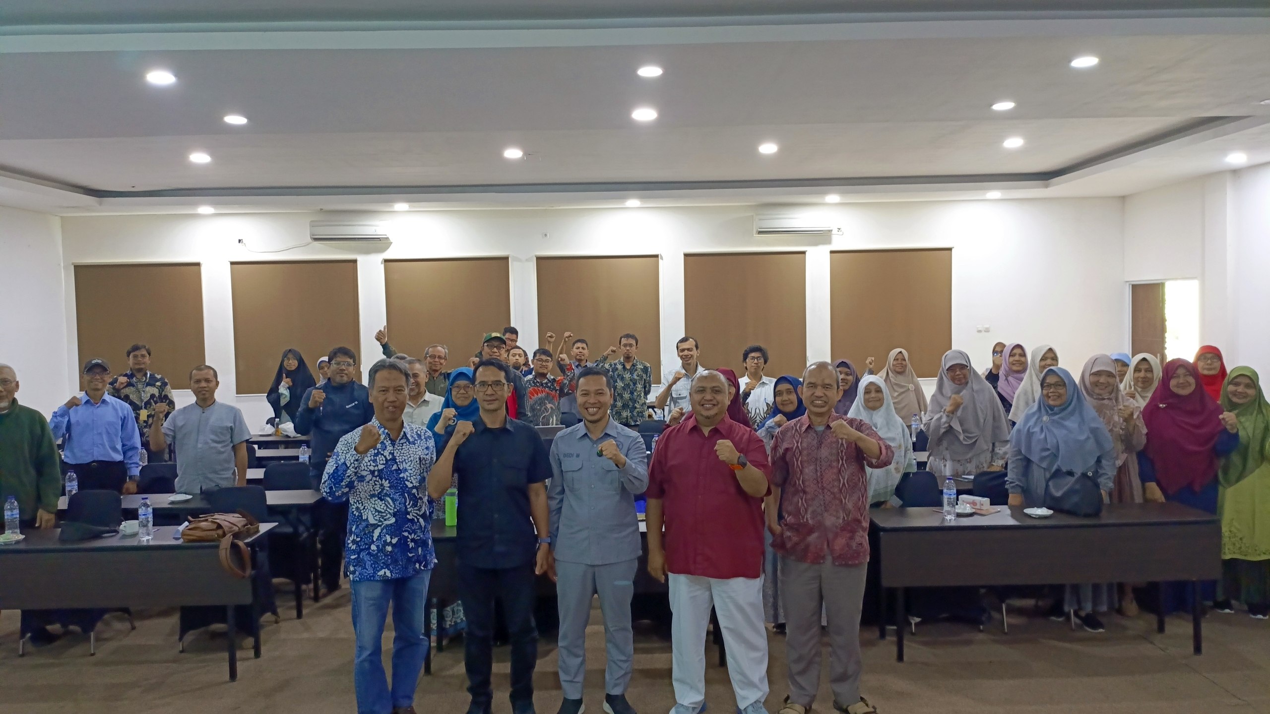 Pentingnya Demokrasi Berkualitas di Media Sosial, Dedi Mulyono Gandeng Bakesbangpol Kota Bogor Buka Pengembangan Wawasan Politik